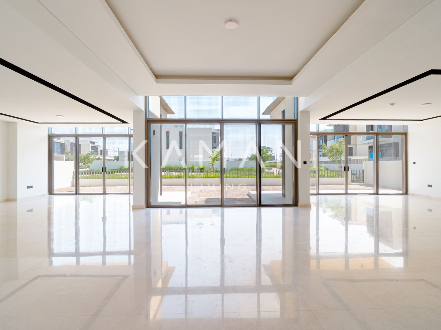 Corner Unit | Greenbelt View | Vacant