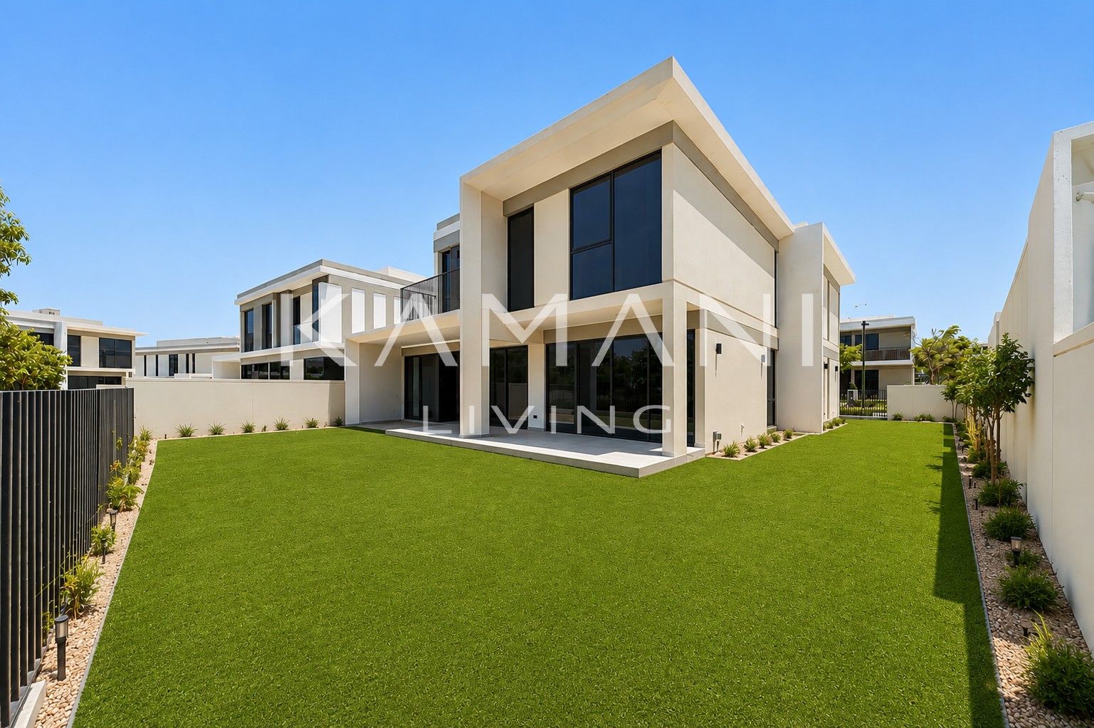 Vacant Now | Landscaped | Open Kitchen